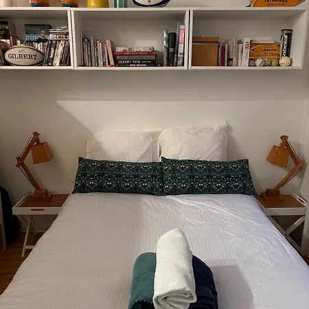 Charming Trocadero Eiffel Tower Apartment *